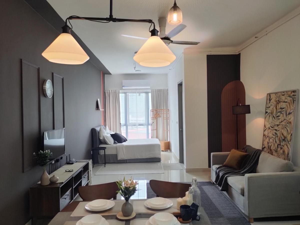 Nl Core Soho Suite Klia Сепанг Екстериор снимка